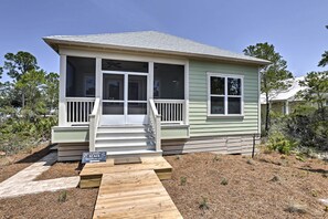 Interior - Port St Joe Beach House w/ Pool Access! (Port St. Joe)