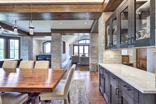 Luxurious Ski-in/ski-out Telluride Penthouse!