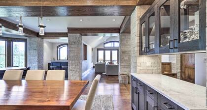 Luxurious Ski-in/ski-out Telluride Penthouse!