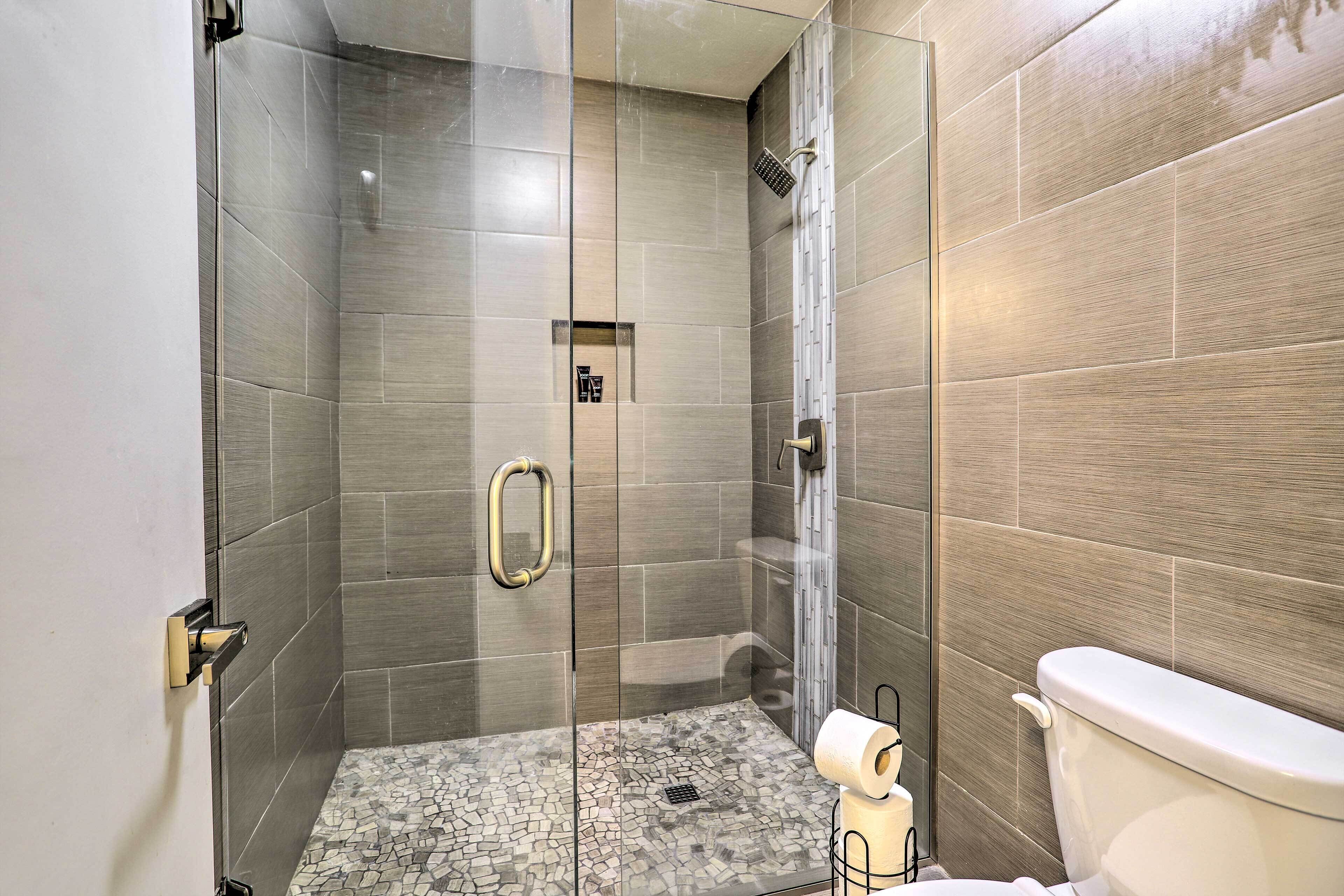 Villa (2 Bedrooms) | Bad | Dusj