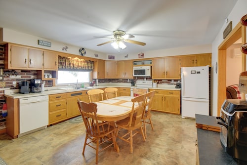 Cozy Home w/ ATV Trail Access in Berlin!