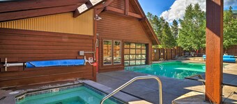 Walk to Chair Lift: Mtn-view Breckenridge Condo