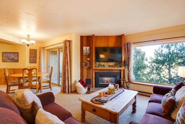 Apartment (1 Bedroom) | Interior - Cozy Ski-in/ski-out Breckenridge Condo: Mtn Views! (Breckenridge)