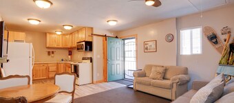 Private Duck Creek Apartment Near Entertainment!