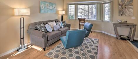 House (4 Bedrooms) | Front of property