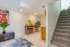 Nhà (4 Bedrooms) | Nội thất