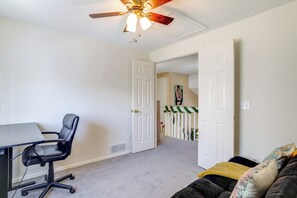 Hús (4 Bedrooms) | Að innan