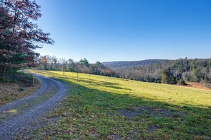 House (5 Bedrooms) | Interior - Benton Home on 50 Acres w/ Private Deck & Views! (Benton)