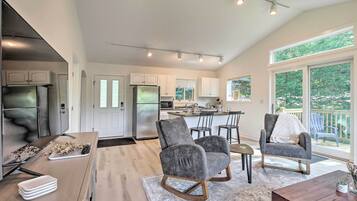 Apartment (1 Bedroom) | Interior