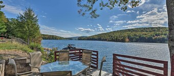 Inviting Lakefront Home: Seasonal Boat Dock!