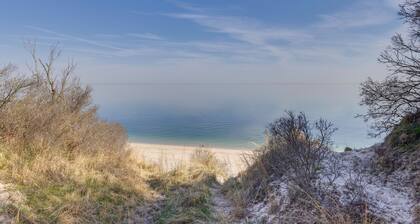 Amazing Rocky Point Retreat Overlooking the Sound!