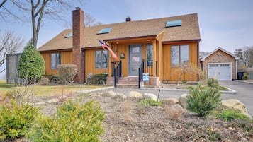 House (3 Bedrooms) | Front of property