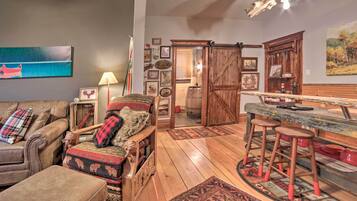 Apartment (1 Bedroom) | Interior