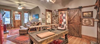 Walk to Waterfront: Dtwn Sturgeon Bay Retreat!