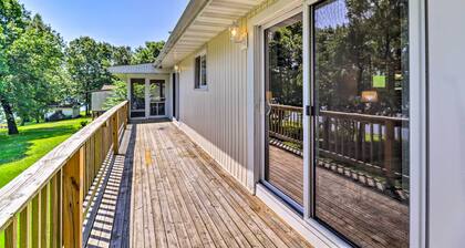 Lake House in Horseshoe Bend Near Ozark Forest!