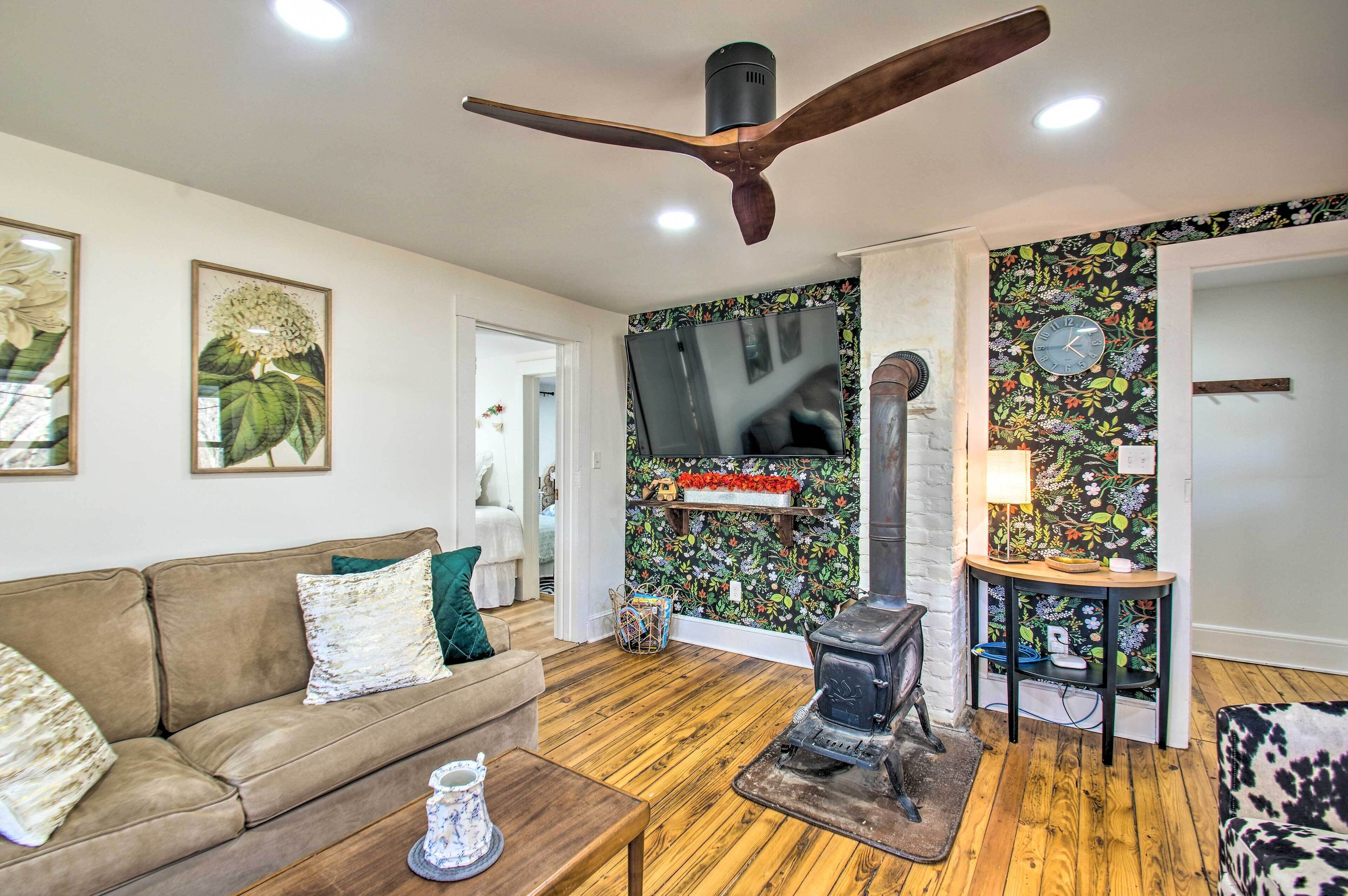 House (2 Bedrooms) | Interior