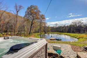 House (2 Bedrooms) | Interior - Stoney Creek Cottage: Waterfront Hot Tub, Fire Pit (Nellysford)