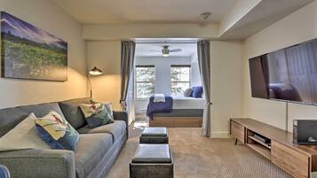 Apartment (0 Bedroom) | Interior