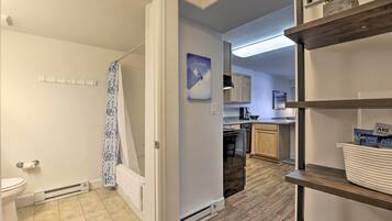 Apartment (0 Bedroom) | Interior