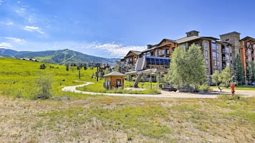 Apartment (0 Bedroom) | Interior