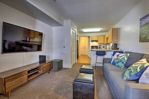 Apartment (0 Bedroom) | Interior