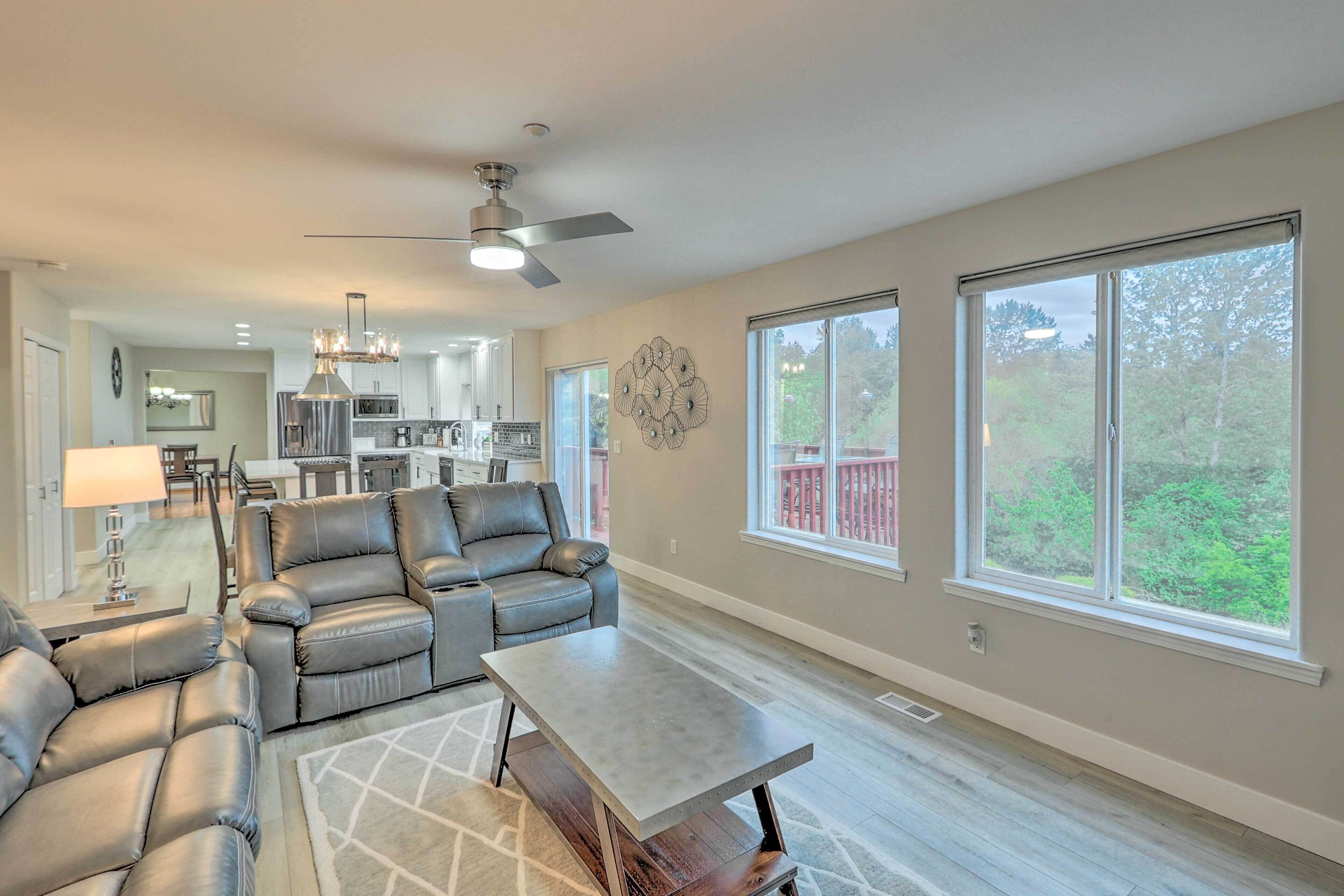 House (6 Bedrooms) | Interior