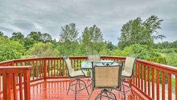 House (6 Bedrooms) | Interior