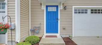 Sunlit Milford Townhome < 2 Mi to Riverwalk!