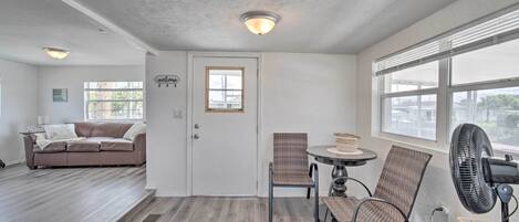 House (1 Bedroom) | Interior