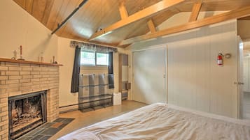 Rumah (3 Bedrooms) | 3 kamar tidur dan seprai linen