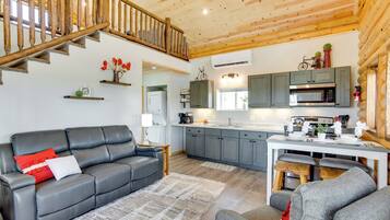 House (1 Bedroom) | Interior