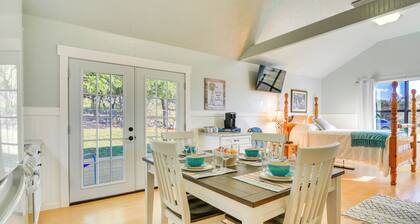 Ranch Cabin w/ Decks, 10 Mi to Fredericksburg