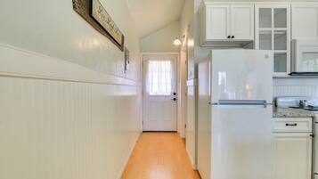 House (0 Bedroom) | Interior