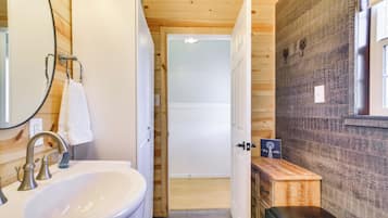 House (0 Bedroom) | Interior