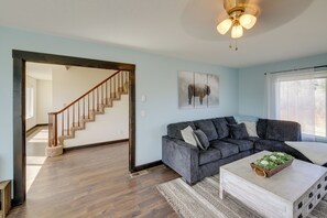 House (3 Bedrooms) | Interior