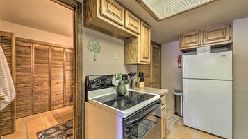 Apartment (1 Bedroom) | Interior