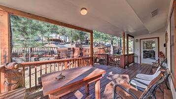 House (5 Bedrooms) | Front of property