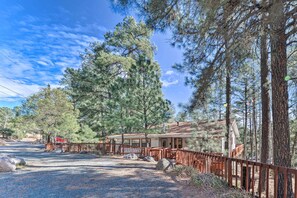 House (5 Bedrooms) | Interior - Spacious Ruidoso Cabin < 3 Mi to Downtown! (Ruidoso)