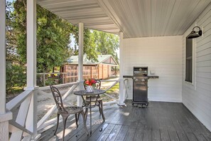 Cottage (2 Bedrooms) | Interior