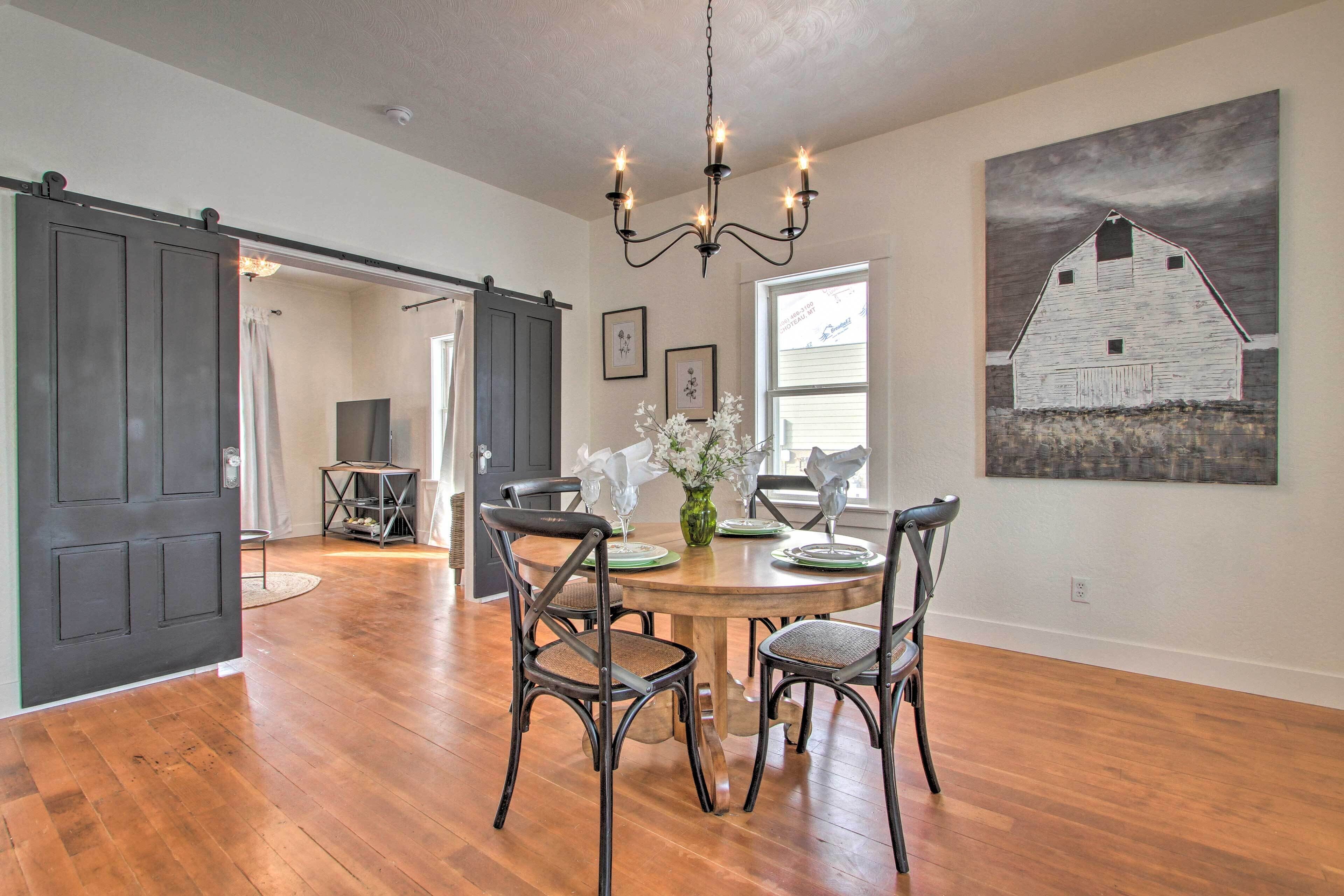 Cottage (2 Bedrooms) | Interior