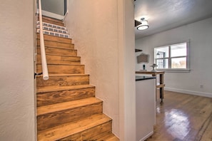 Cottage (2 Bedrooms) | Interior