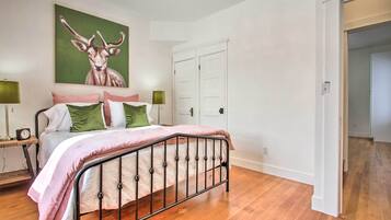 Cottage (2 Bedrooms) | Interior