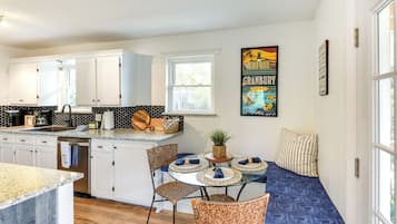Rumah (2 Bedrooms) | Interior