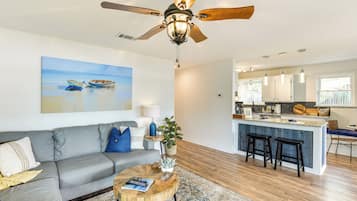 Rumah (2 Bedrooms) | Interior