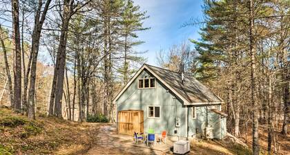 Mountain-view Conway Cabin ~ 9 Mi to Slopes!