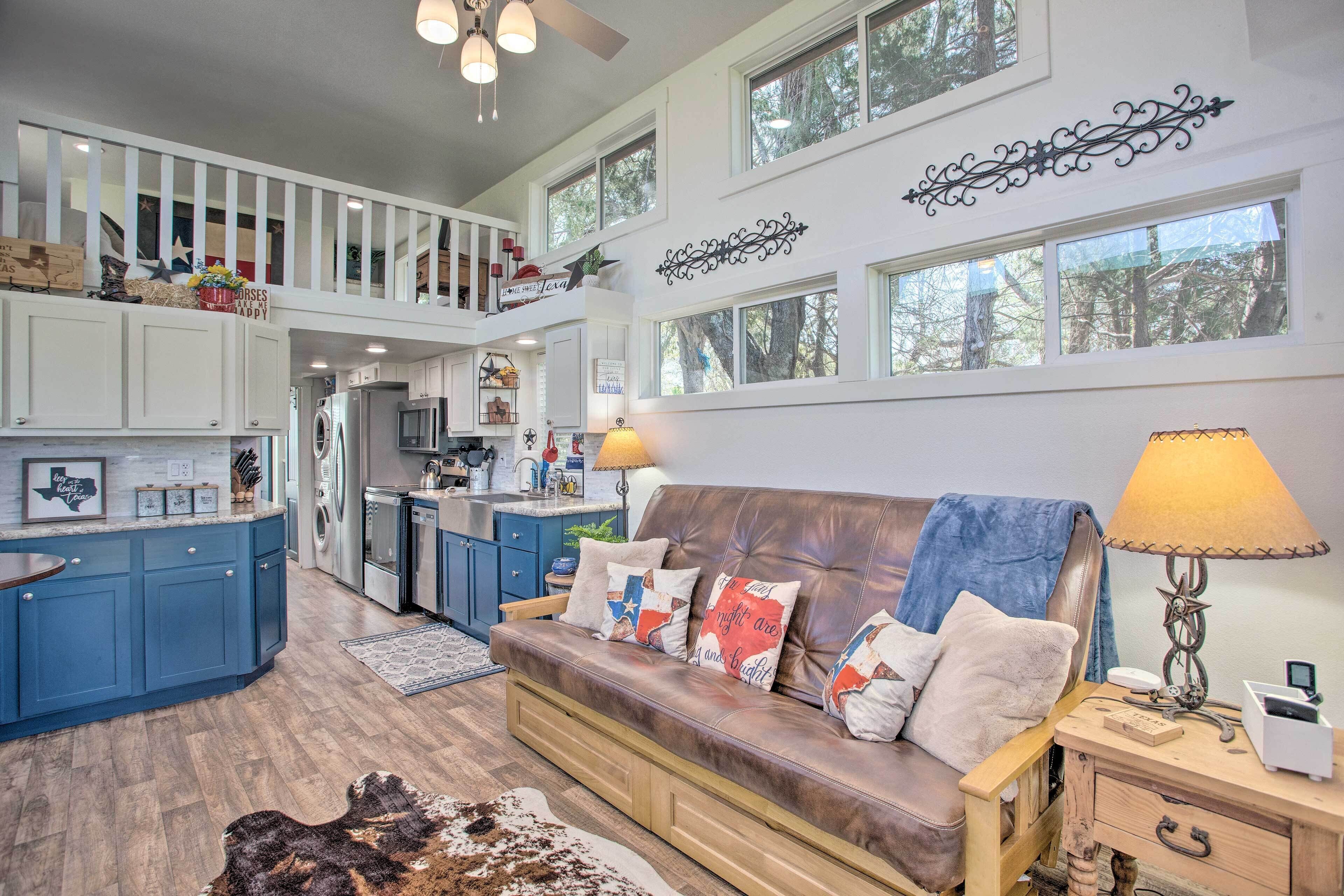 House (1 Bedroom) | Interior