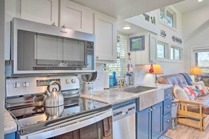 House (1 Bedroom) | Interior