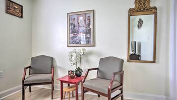 Apartment (1 Bedroom) | Interior