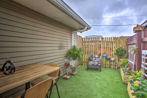 Apartment (1 Bedroom) | Interior - Apartment w/ Patio: 15 Miles to French Quarter! (Westwego)