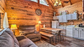 House (1 Bedroom) | Interior